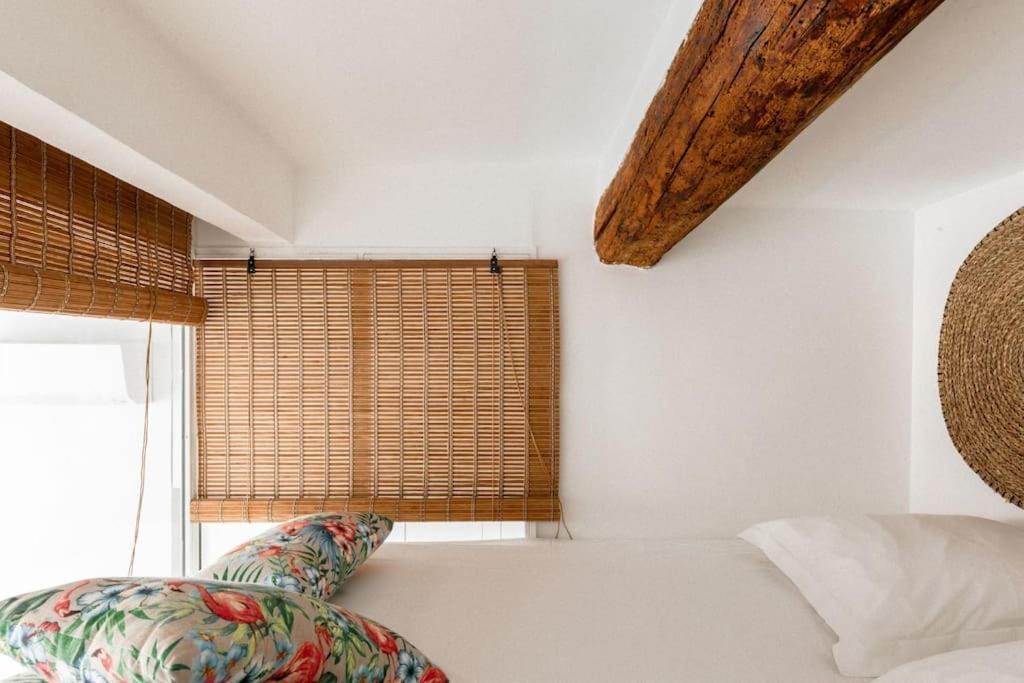 Appartement Authentique Situe En Plein Centre D'앙티브 외부 사진