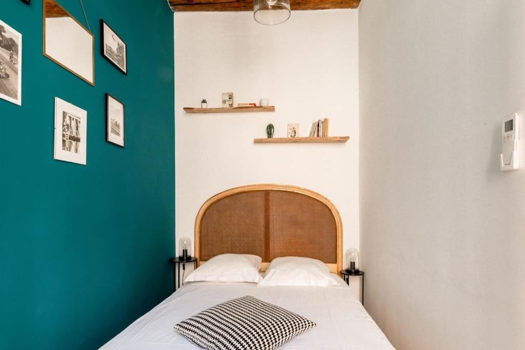 Appartement Authentique Situe En Plein Centre D'앙티브 외부 사진